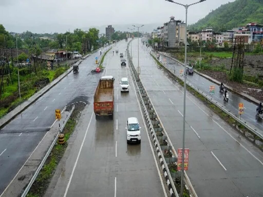 महामार्गावर